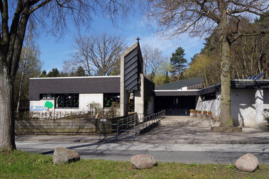 Eingang der St.-Thomas-Kirche in Geesthacht